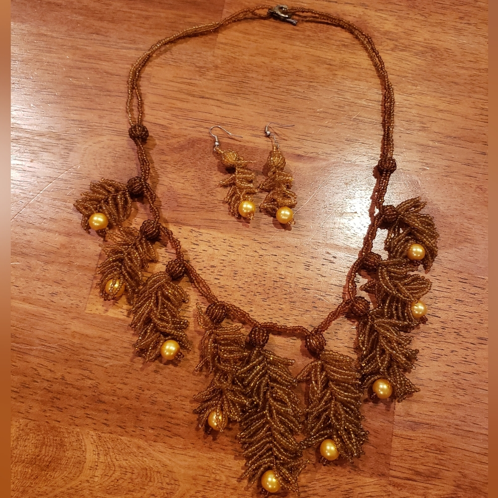 Hand-beaded Necklace & Earrings Gold Acrylic